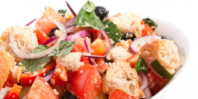 Ricetta estiva? La panzanella, un’ottima soluzione con il caldo estivo